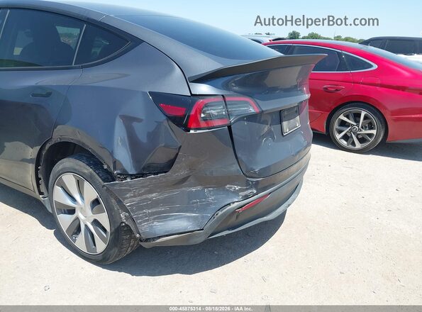 7SAYGDEE3PA040904 2023 TESLA MODEL Y Gray Вид спереду