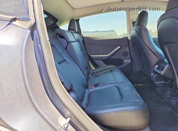 7SAYGDEE3PA089052 2023 TESLA MODEL Gray უკანა სავარძლების ხედი