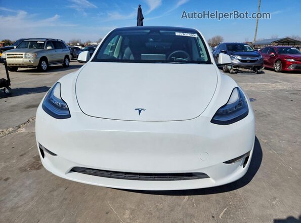 7SAYGDEE3PA119389 2023 TESLA MODEL White უკანა სავარძლების ხედი