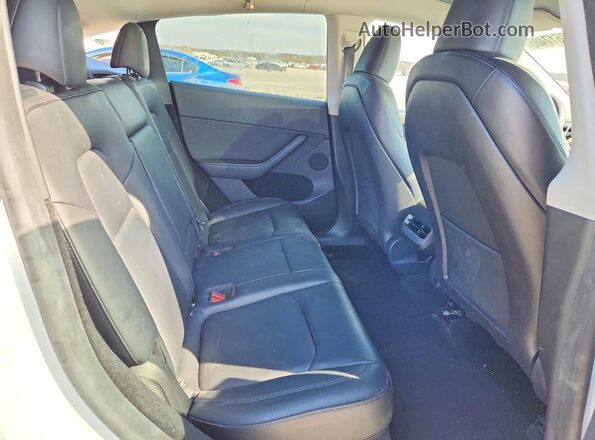 7SAYGDEE3PA119389 2023 TESLA MODEL White 