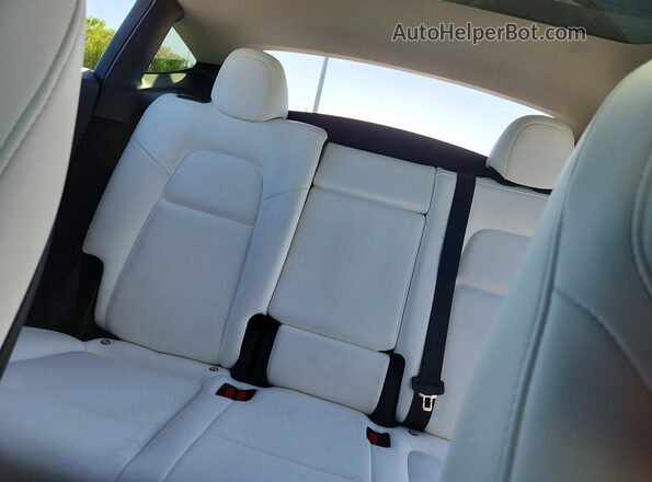 7SAYGDEE3PF751229 2023 TESLA MODEL White Вид задніх сидінь