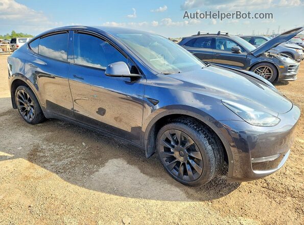 7SAYGDEE3RA249675 2024 TESLA MODEL Gray Front right