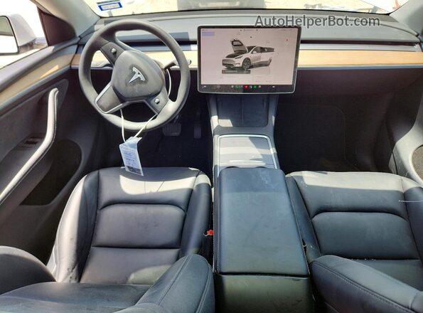 7SAYGDEE3RA306666 2024 TESLA MODEL White წინა პანელის ხედი
