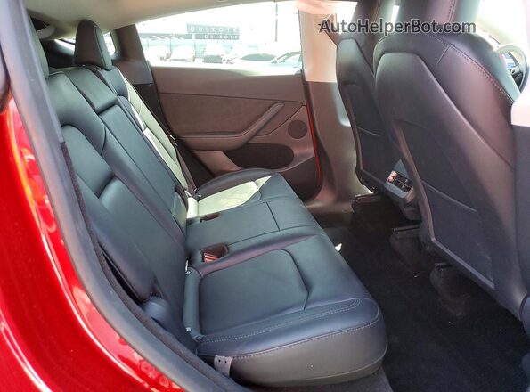 7SAYGDEE3RF074525 2024 TESLA MODEL Red Vista de los asientos traseros