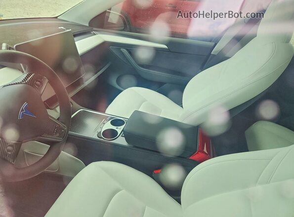 7SAYGDEE3RF993229 2024 TESLA MODEL Gray Առջևի վահանակի տեսք