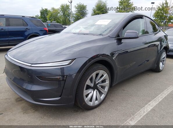 7SAYGDEE3TA390463 2026 TESLA MODEL Y Gray Front left