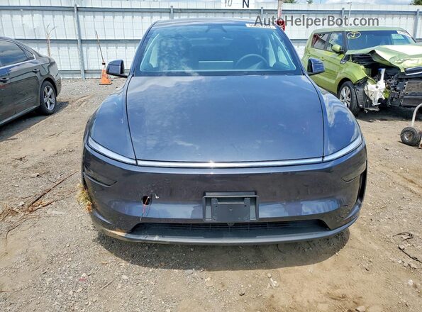 7SAYGDEE3TA432145 2026 TESLA MODEL Gray წინა ხედი