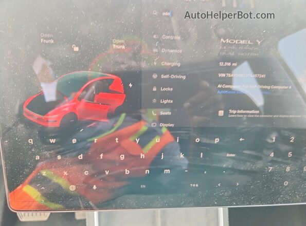 7SAYGDEE3TA457241 2026 TESLA MODEL Red Սարքավորումների վահանակի տեսք