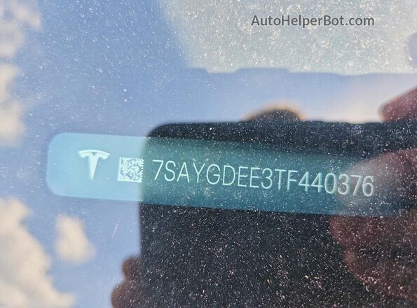 7SAYGDEE3TF440376 2026 TESLA MODEL Blue Շարժիչի բաժամունքի տեսք