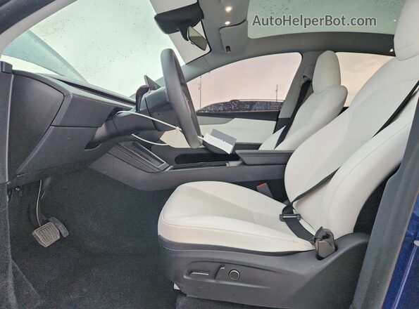 7SAYGDEE3TF440376 2026 TESLA MODEL Blue Սալոնի դիմացի տեսք