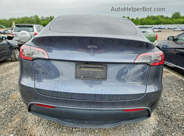 7SAYGDEE4NF338751 2022 TESLA MODEL Gray Вид ззаду