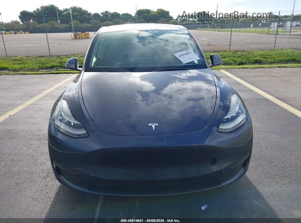 7SAYGDEE4NF367523 2022 TESLA MODEL Y Gray Առջևի վահանակի տեսք