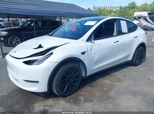 7SAYGDEE4NF435920 2022 TESLA MODEL Y White Vista tres cuartos delantera izquierda