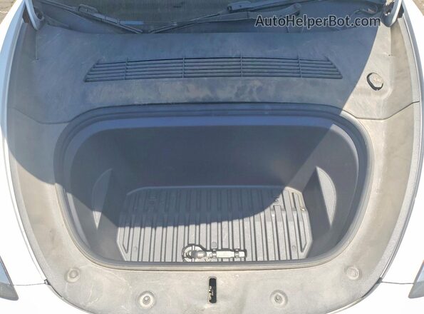 7SAYGDEE4PA069179 2023 TESLA MODEL White Widok komory silnika