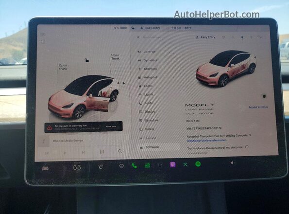 7SAYGDEE4PA069179 2023 TESLA MODEL White Widok zestawu wskaźników
