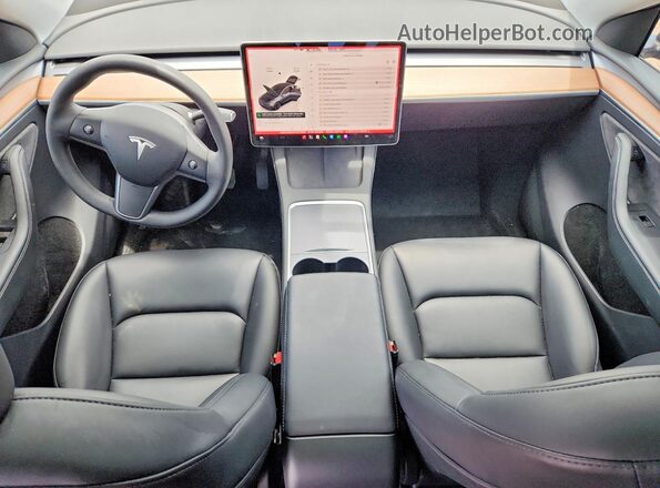 7SAYGDEE4PA077685 2023 TESLA MODEL Charcoal Առջևի վահանակի տեսք