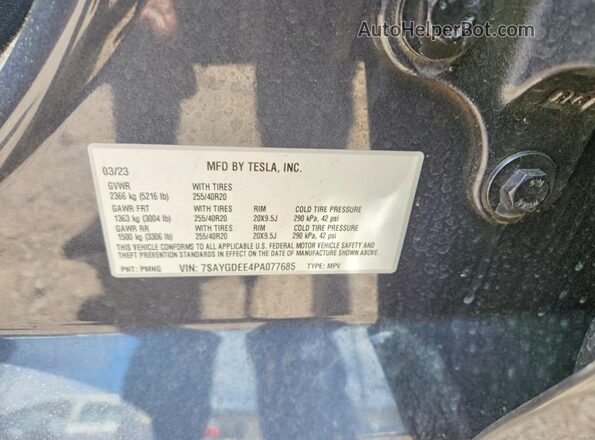 7SAYGDEE4PA077685 2023 TESLA MODEL Charcoal Սալոնի 360 աստիճան տեսք