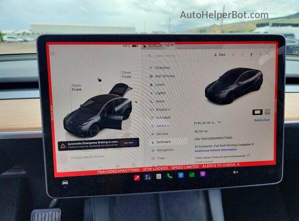 7SAYGDEE4PA077685 2023 TESLA MODEL Charcoal Սարքավորումների վահանակի տեսք