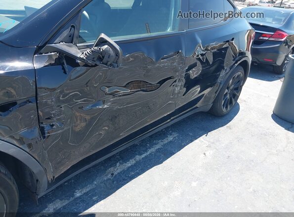7SAYGDEE4PA126545 2023 TESLA MODEL Y Black Դիմացի տեսք