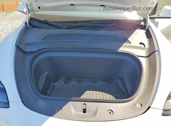 7SAYGDEE4PF622061 2023 TESLA MODEL White Շարժիչի բաժամունքի տեսք