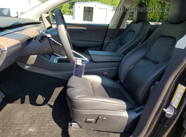 7SAYGDEE4RF013801 2024 TESLA MODEL Серый Вид салона спереди
