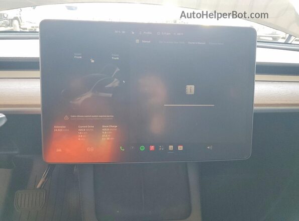 7SAYGDEE4RF154724 2024 TESLA MODEL Silver ხელსაწყოთა პანელის ხედი