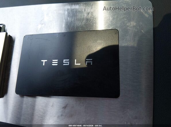 7SAYGDEE4SA359124 2025 TESLA MODEL Y Black Հետևի տեսք