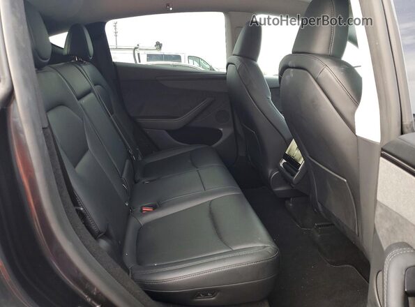 7SAYGDEE4TF324037 2026 TESLA MODEL Charcoal უკანა სავარძლების ხედი