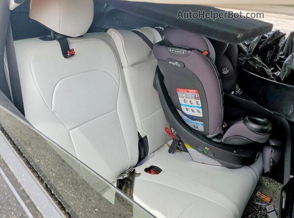 7SAYGDEE4TF579965 2026 TESLA MODEL Black Հետևի նստատեղերի տեսք