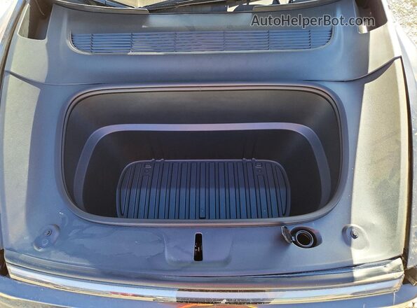 7SAYGDEE4TF580145 2026 TESLA MODEL Черный Вид задней части салона