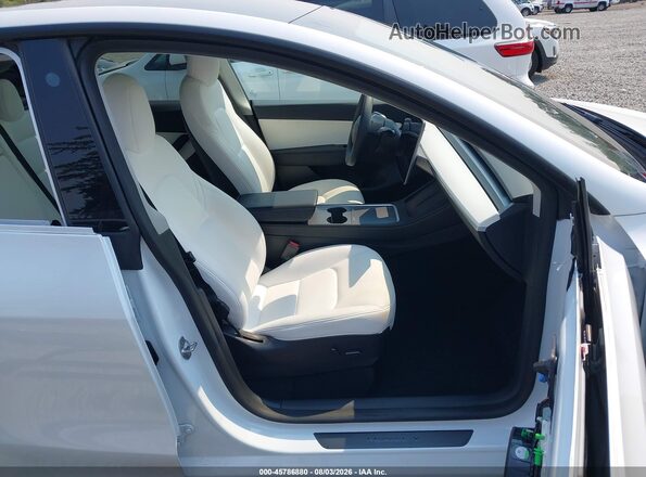 7SAYGDEE5NF411450 2022 TESLA MODEL Y White 