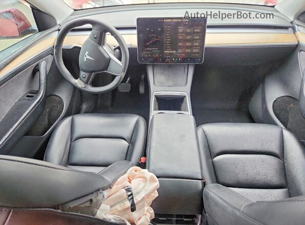 7SAYGDEE5PA027281 2023 TESLA MODEL Red Widok deski rozdzielczej