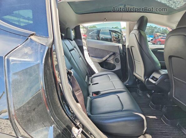 7SAYGDEE5PA138784 2023 TESLA MODEL Black Հետևի նստատեղերի տեսք