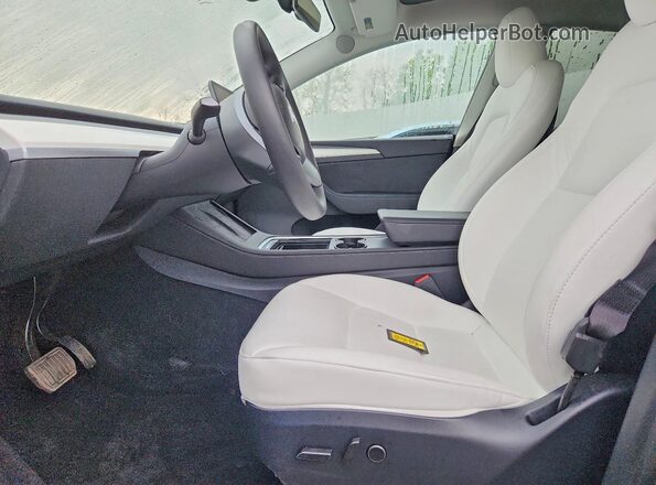 7SAYGDEE5PF916147 2023 TESLA MODEL Charcoal წინა სალონის ხედი