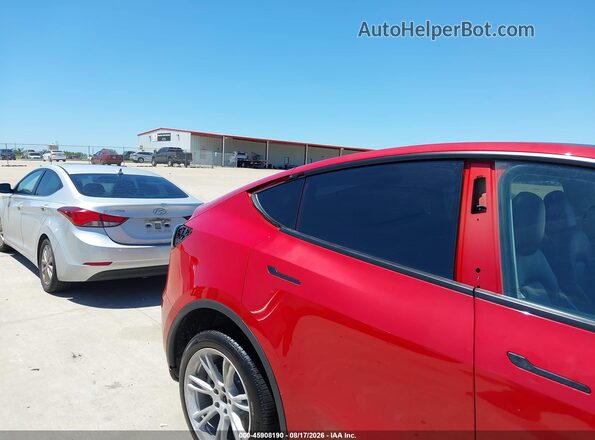7SAYGDEE5RA217617 2024 TESLA MODEL Y Red Widok z przodu