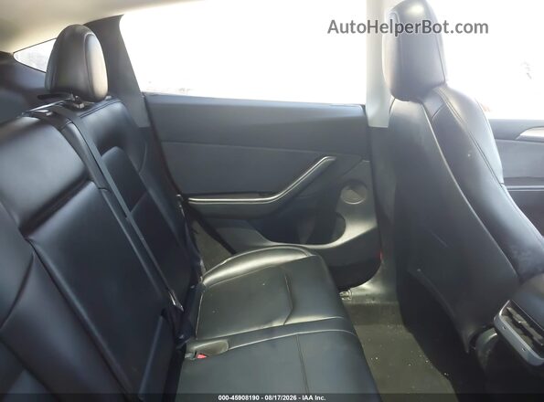 7SAYGDEE5RA217617 2024 TESLA MODEL Y Red Widok naklejki z numerem VIN