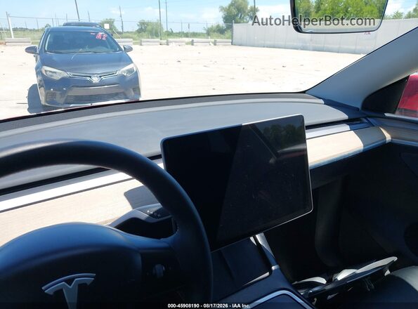 7SAYGDEE5RA217617 2024 TESLA MODEL Y Red Widok tylnych siedzeń