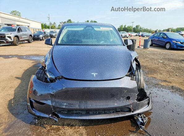 7SAYGDEE5RA246678 2024 TESLA MODEL Gray Вид спереду
