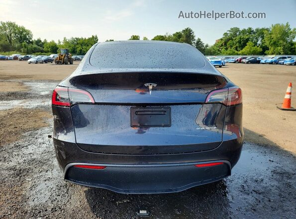 7SAYGDEE5RA246678 2024 TESLA MODEL Gray Вид ззаду