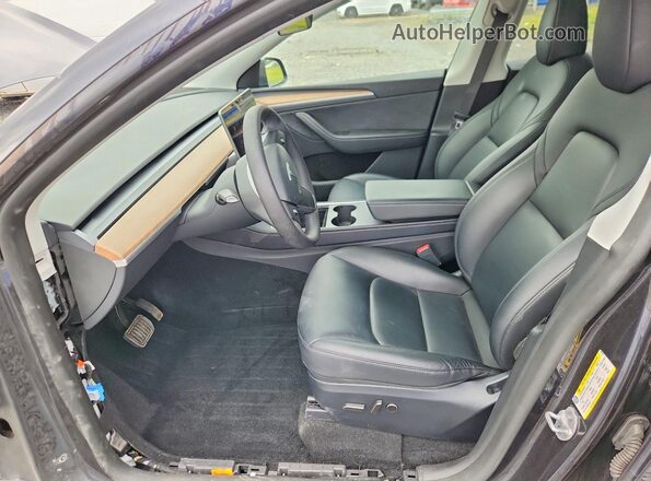 7SAYGDEE5RA283102 2024 TESLA MODEL Серый Вид салона спереди