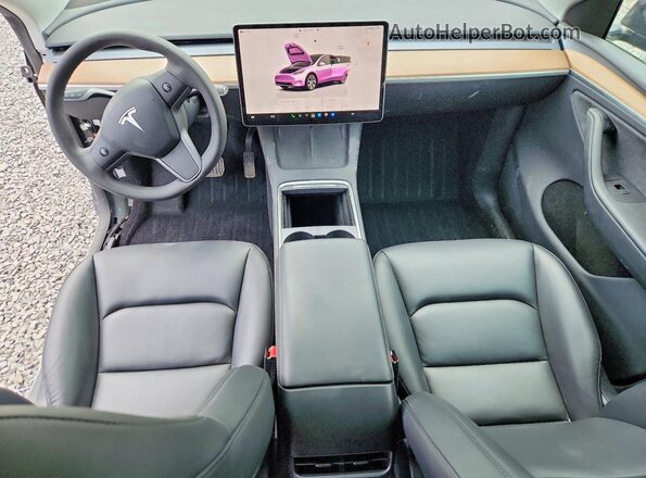 7SAYGDEE5RA283102 2024 TESLA MODEL Серый Вид панели приборов