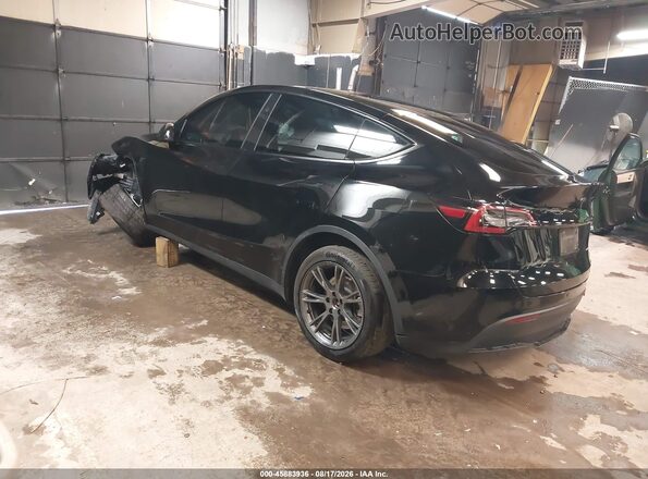 7SAYGDEE5RA323128 2024 TESLA MODEL Y Черный Задняя левая четверть