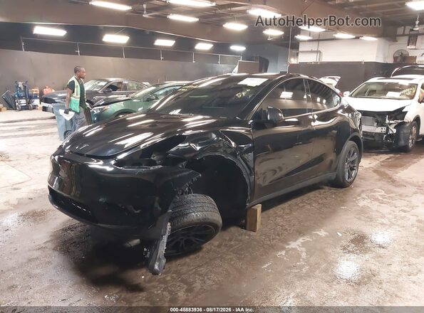 7SAYGDEE5RA323128 2024 TESLA MODEL Y Черный Вид спереди