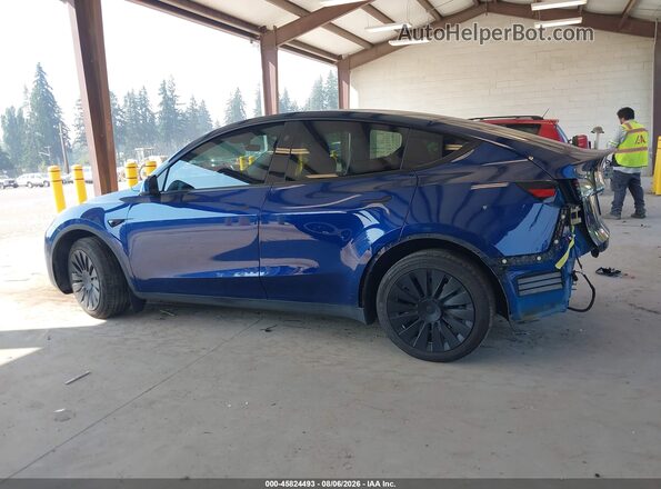 7SAYGDEE5RF007733 2024 TESLA MODEL Y Blue 360 interior view