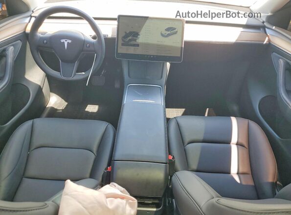 7SAYGDEE5RF081637 2024 TESLA MODEL Белый Вид панели приборов
