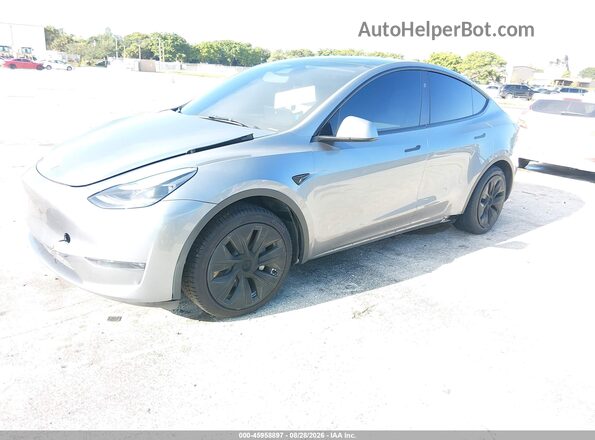 7SAYGDEE5SA361304 2025 TESLA MODEL Y Серый Передняя левая четверть