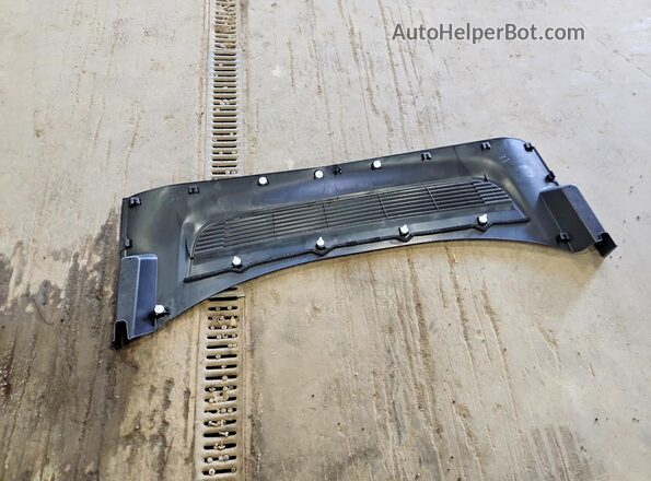 7SAYGDEE5TA500848 2026 TESLA MODEL Gray Engine compartment view