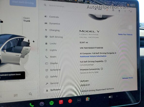 7SAYGDEE5TF349139 2026 TESLA MODEL White ხელსაწყოთა პანელის ხედი