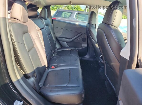 7SAYGDEE6NF444733 2022 TESLA MODEL Black Հետևի նստատեղերի տեսք