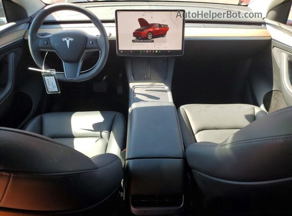 7SAYGDEE6PA053632 2023 TESLA MODEL Red Вид панелі приладів